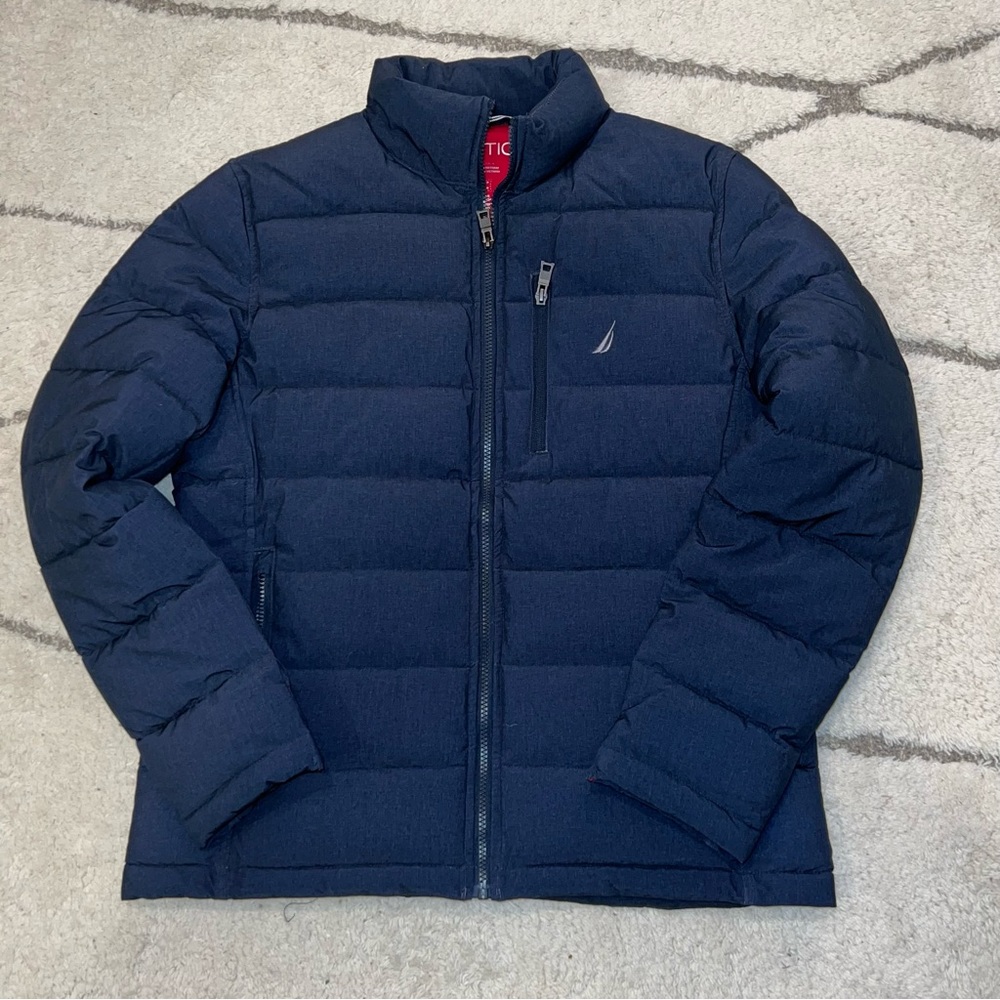 NWOT- Woman’s Nautica navy blue puffer jacket medium